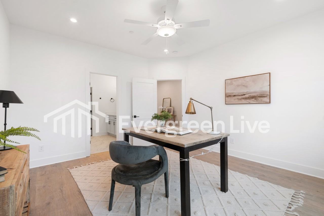 129 Leggo Ave - Photo 7 of 50