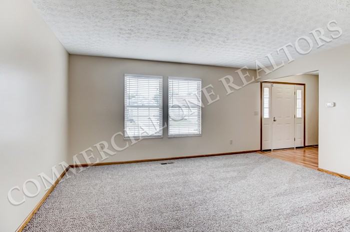 5272 Windflower Ct - Photo 2 of 12