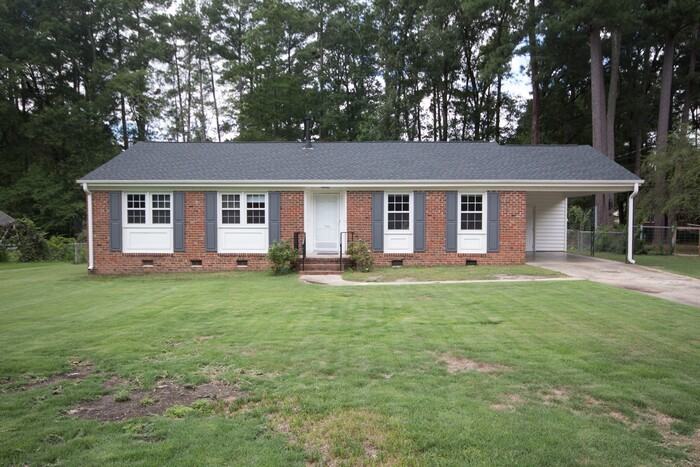 710 Austin Ave - Photo 2 of 24