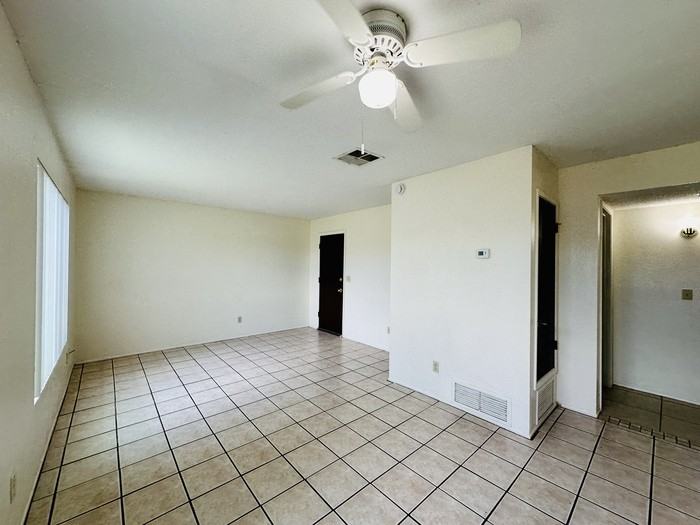 1883 S San Jose Dr - Photo 3 of 11