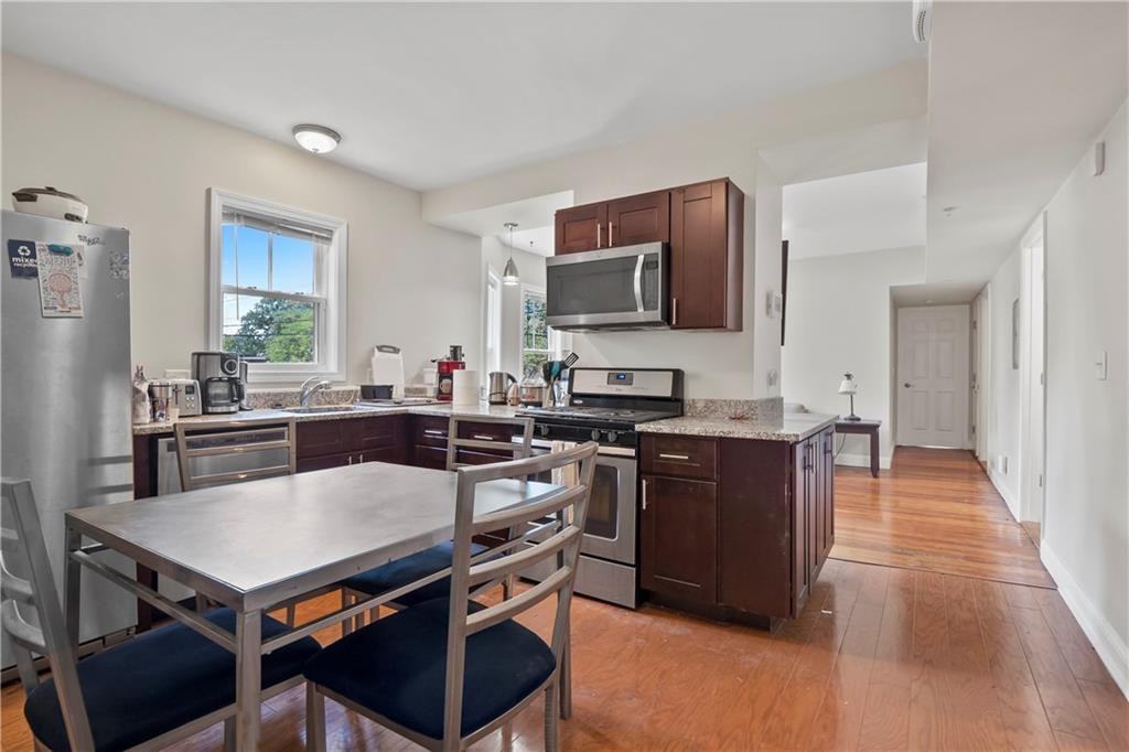 71 Olney St #1 - Photo 3 of 18