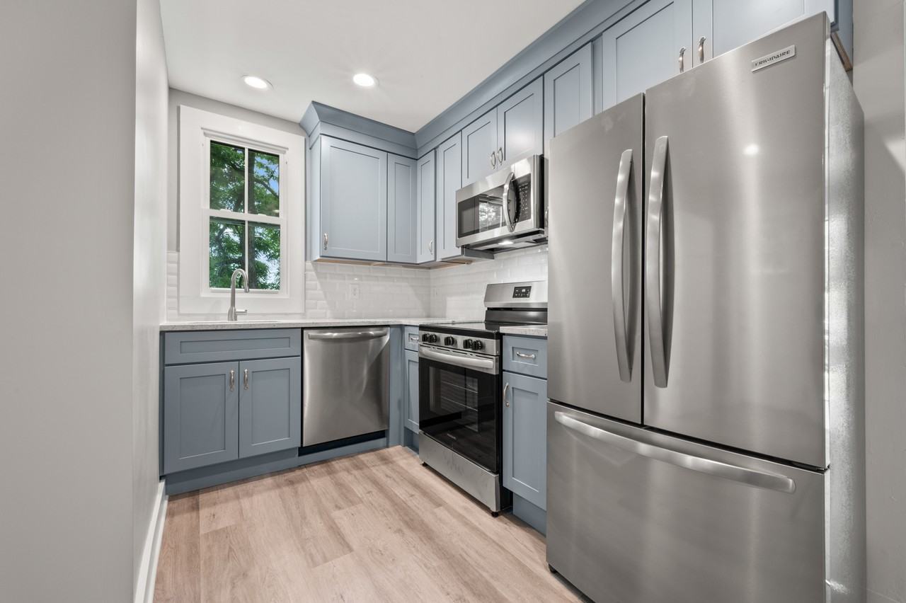 17 Locust St #17A - Photo 2 of 13