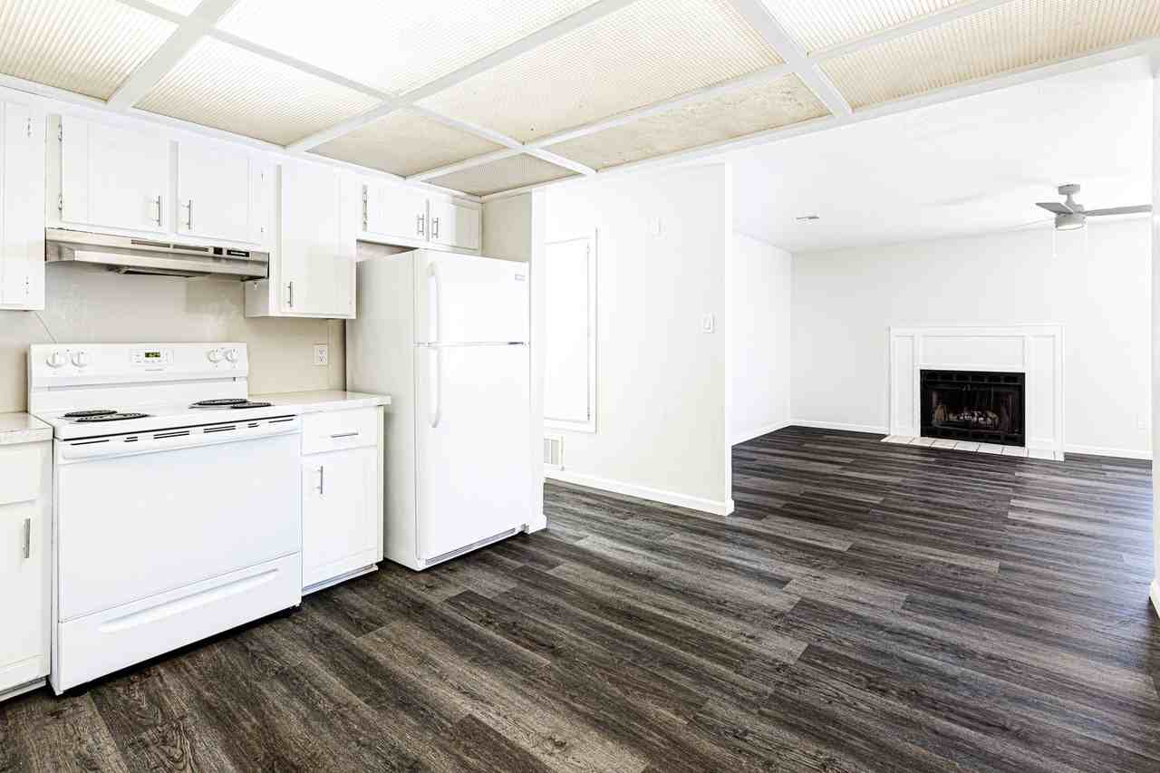 4002 4002 A NW Ozmun Ave - 4002 A-2 #2 - Photo 6 of 13