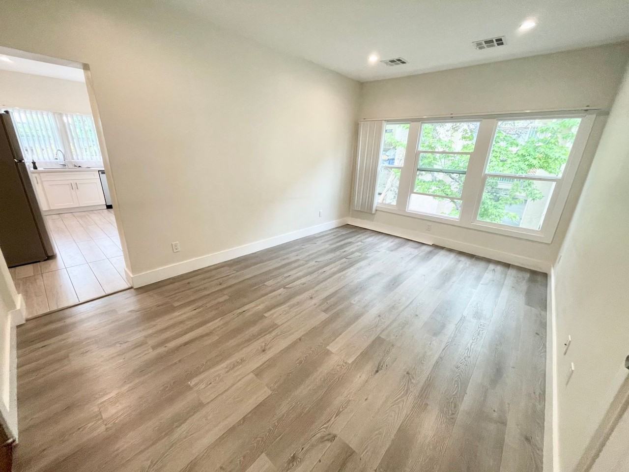 86 N Catalina Ave #2 - Photo 3 of 15