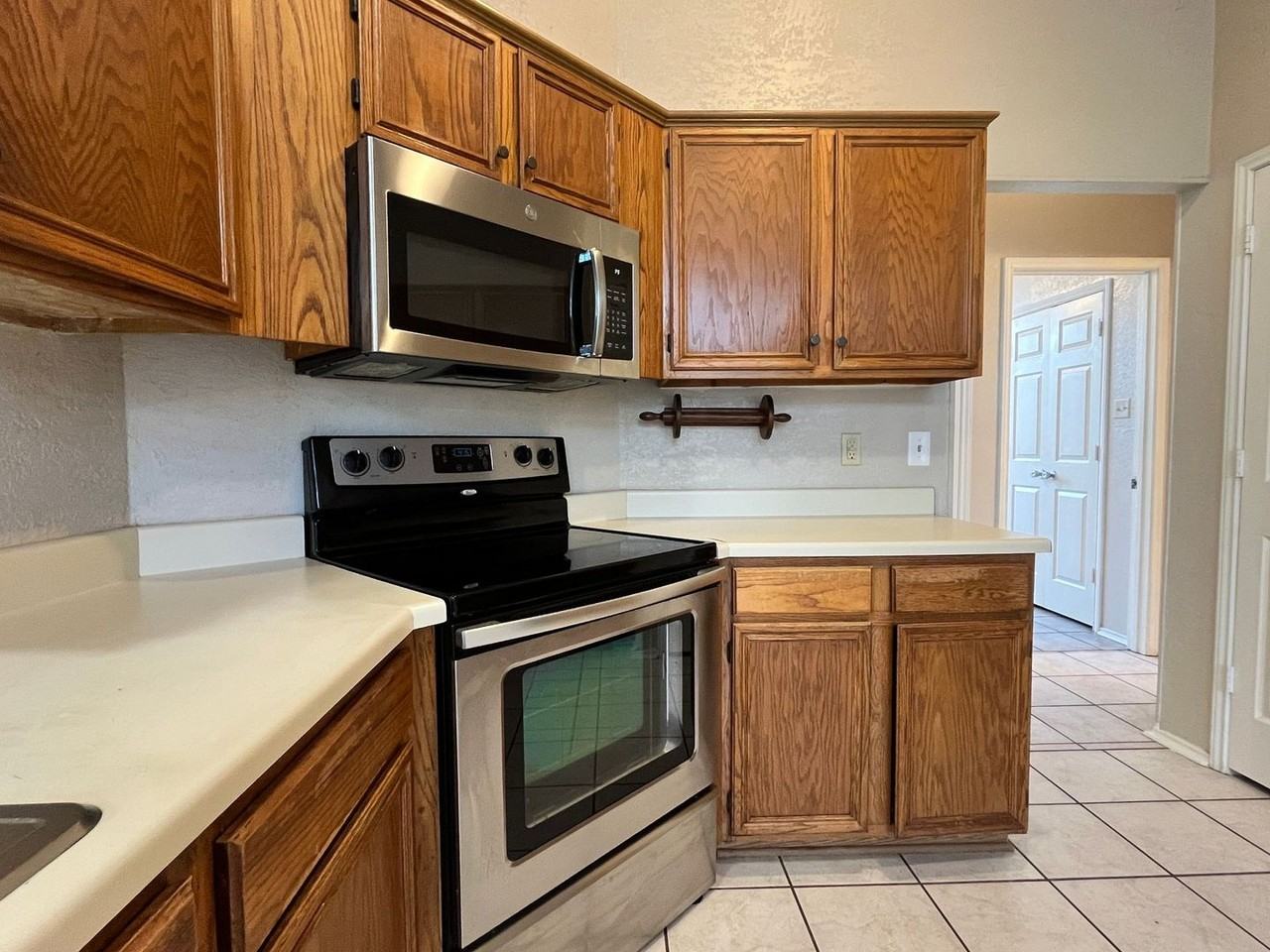 209 Tomahawk Dr - Photo 4 of 27