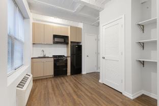 5718 N Winthrop Avenue - Photo 1 of 1
