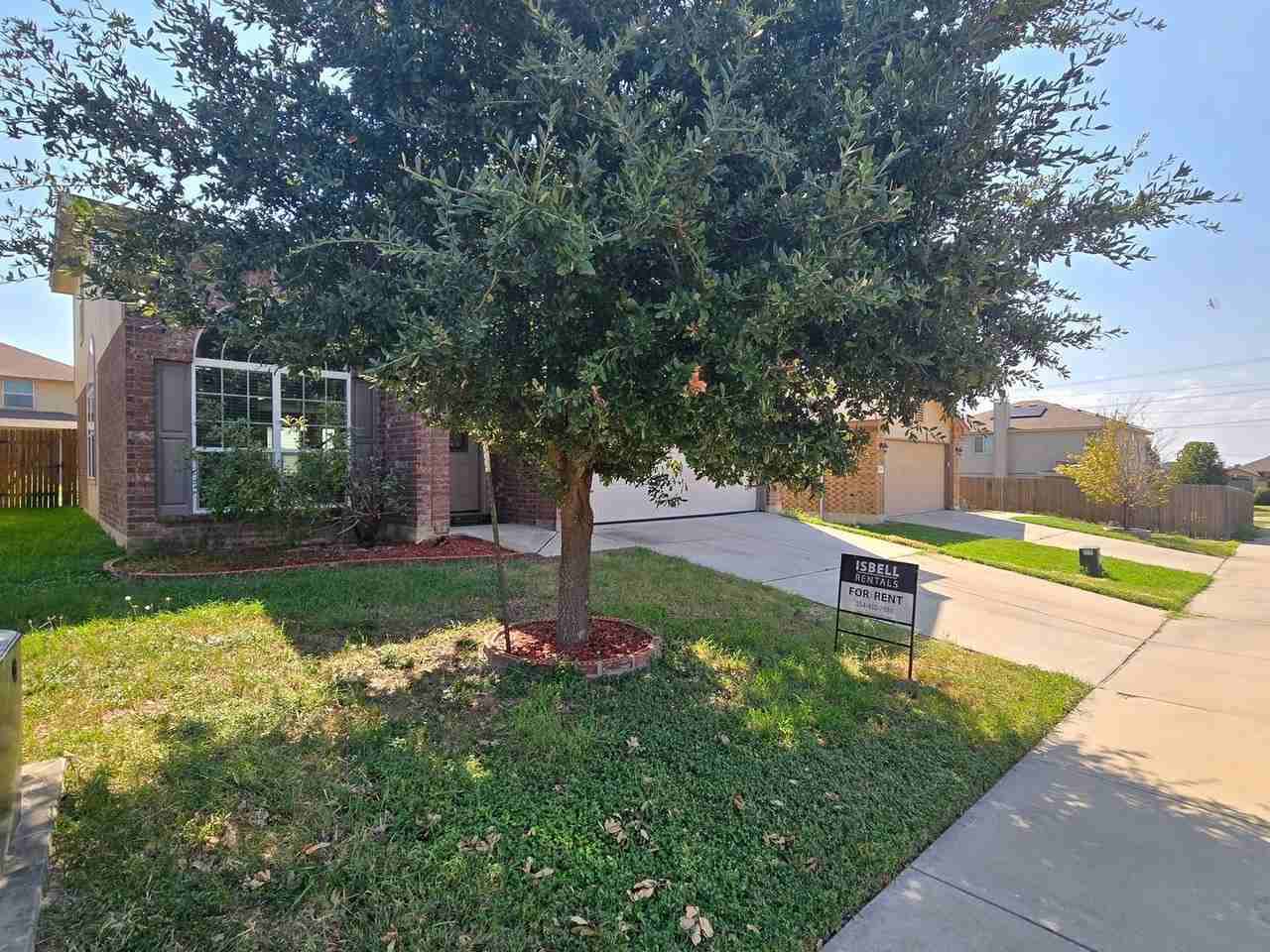 9702 Adeel Dr - Photo 4 of 29