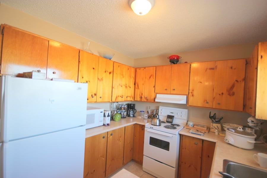 1592 Tenth Line Rd #2 - Photo 2 of 9