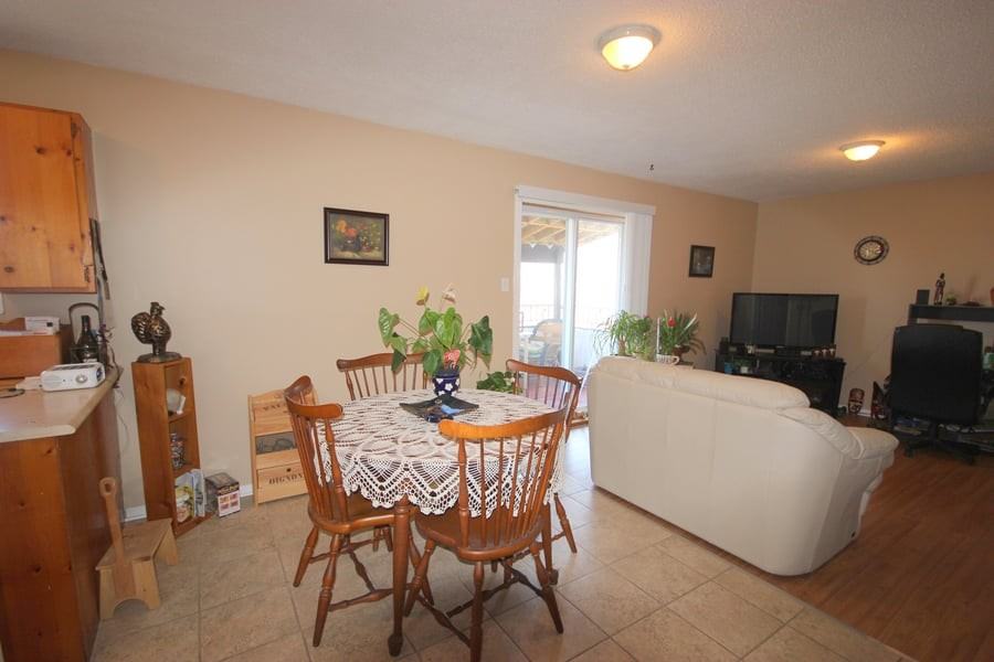 1592 Tenth Line Rd #2 - Photo 3 of 9