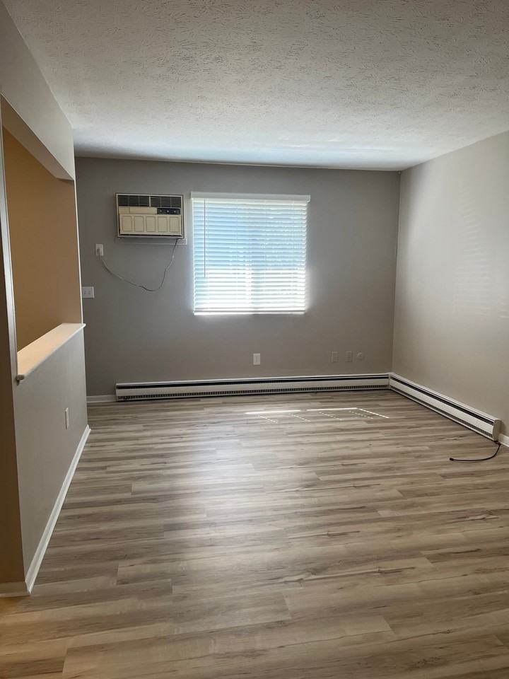 Tiberwood Apartments - Photo 3 of 5