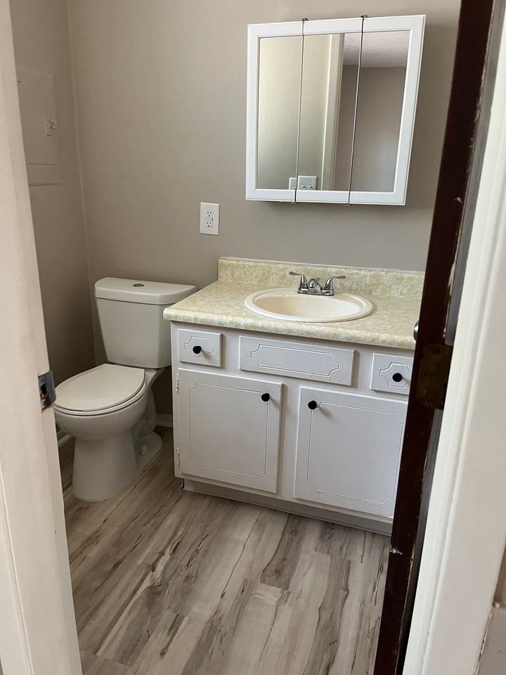 Tiberwood Apartments - Photo 4 of 5