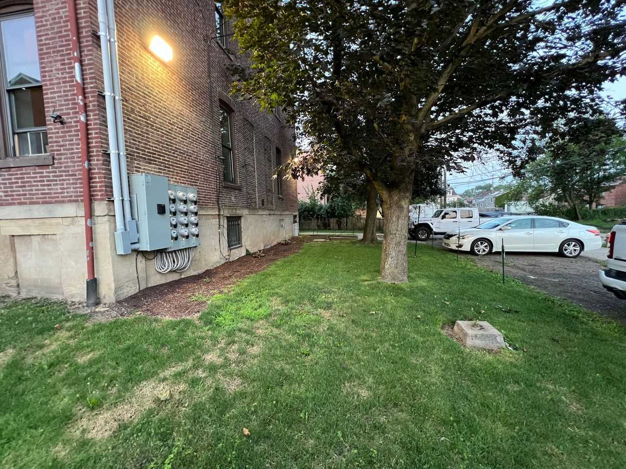 1220 Sheffield Street - Photo 6 of 8