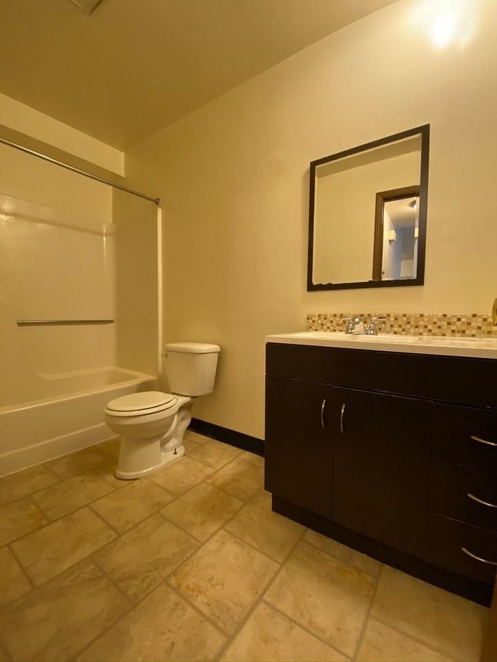 Hunter Garden - Photo 5 of 9