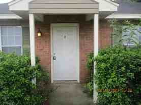 900 18th Ave Apt D #Apt D - Photo 1 of 1