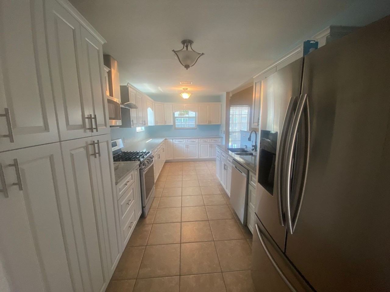 2905 Cedars Xing - Photo 3 of 14