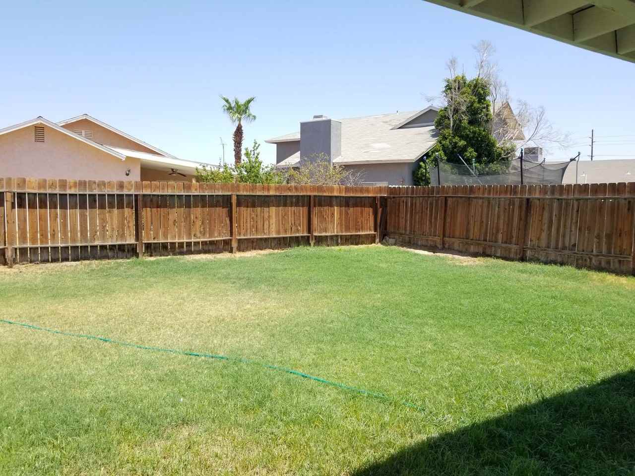 417 Conestoga Ln - Photo 2 of 18