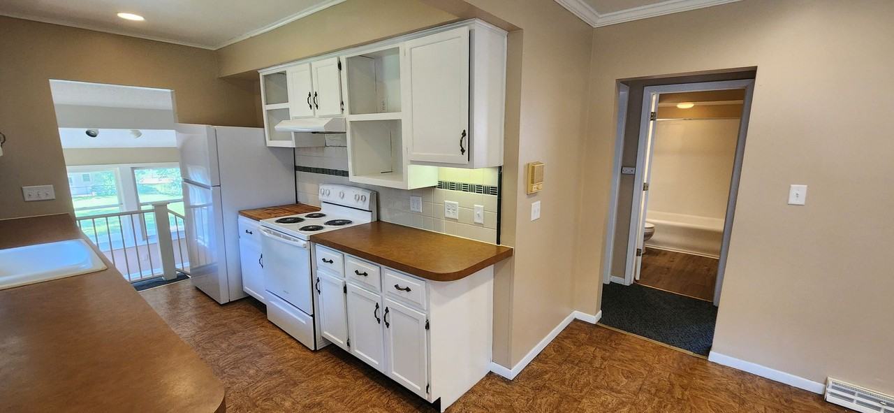 2622 53rd St - Photo 4 of 31