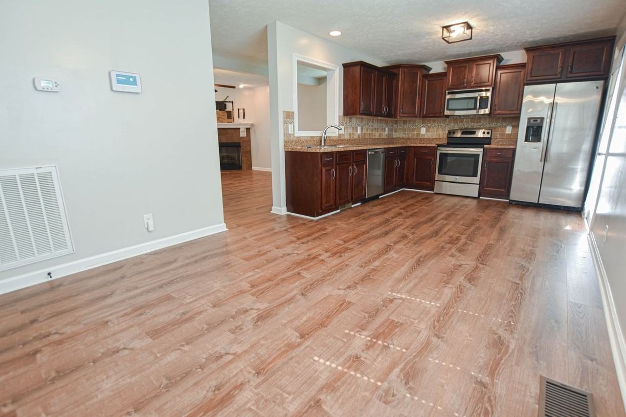 3460 Fox Meadow Way - Photo 5 of 14