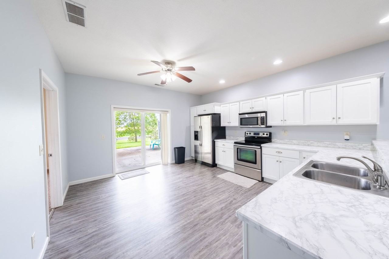 3015 Rutherford Dr - Photo 2 of 19