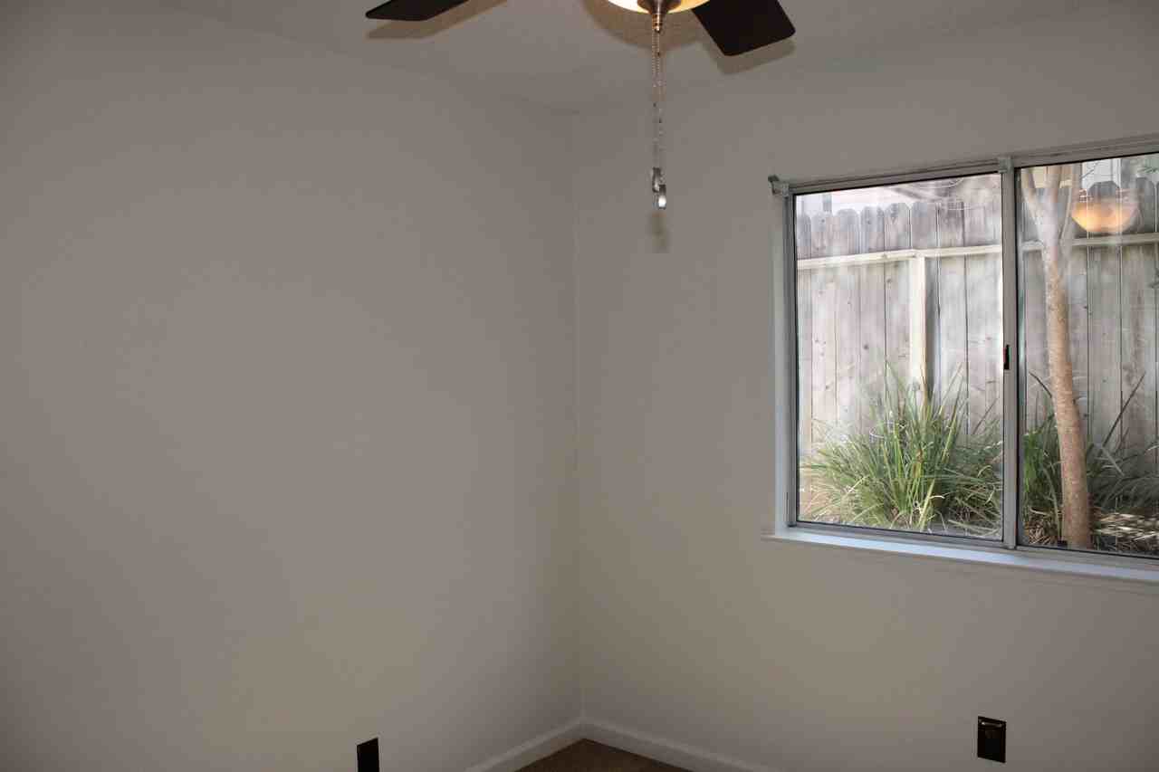 3412 Leland St - Photo 6 of 19