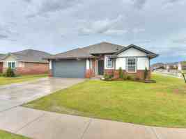 featured image of 1732 Bloomington Ct