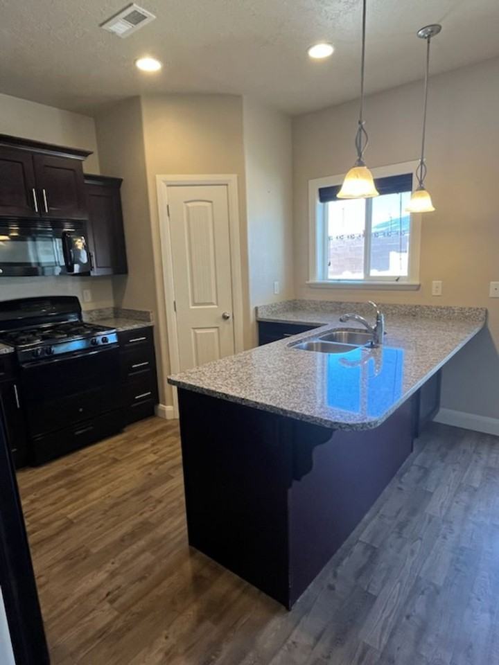 3024 N 275 E - Photo 3 of 15