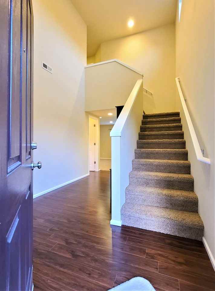 1007 86th Ave Se - Photo 6 of 24