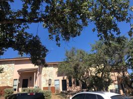 featured image of 800 Grassy Knoll