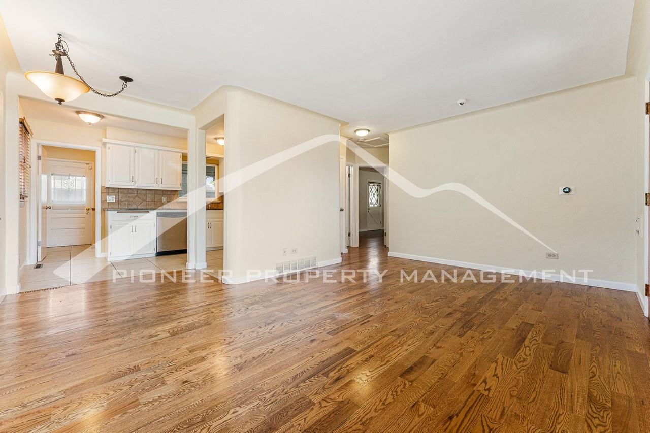 5095 Clay St - Photo 4 of 19