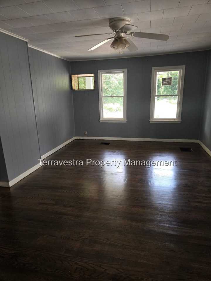 33 Nixon Ave - Photo 2 of 10