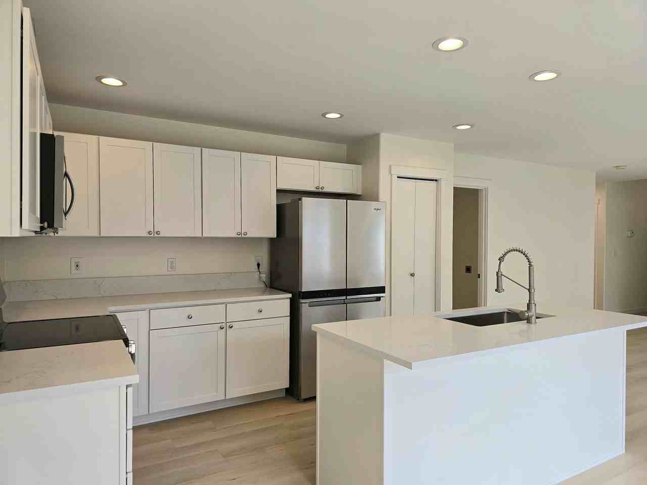 3104 186th Pl Ne #A - Photo 7 of 22