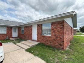 3923 W 22nd St - Photo 1 of 1