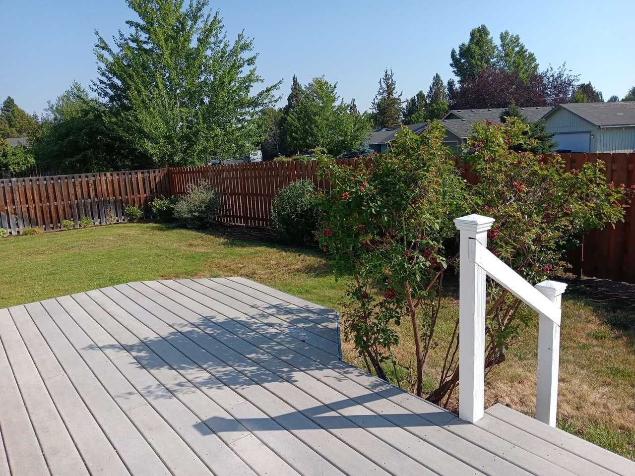 3092 Ne Tahoe Ct - Photo 5 of 33