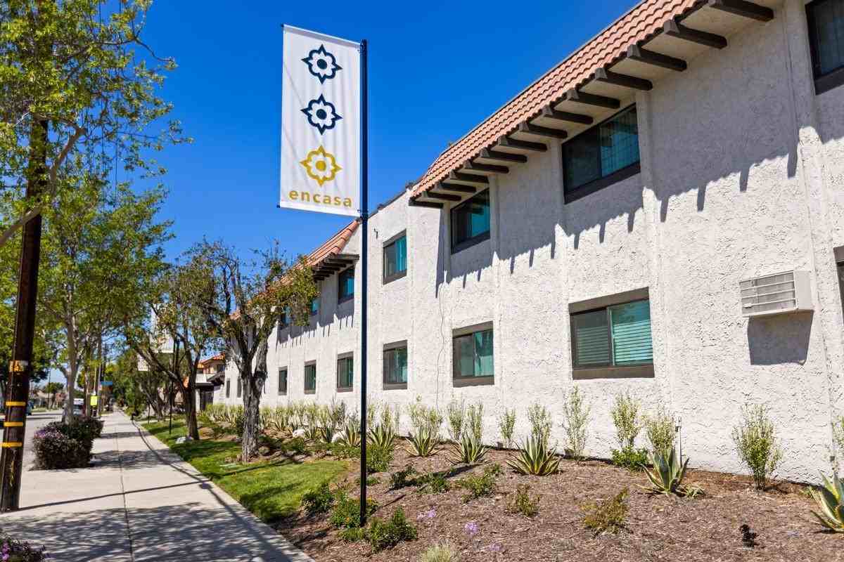 11217 Barnwall St - Photo 6 of 14