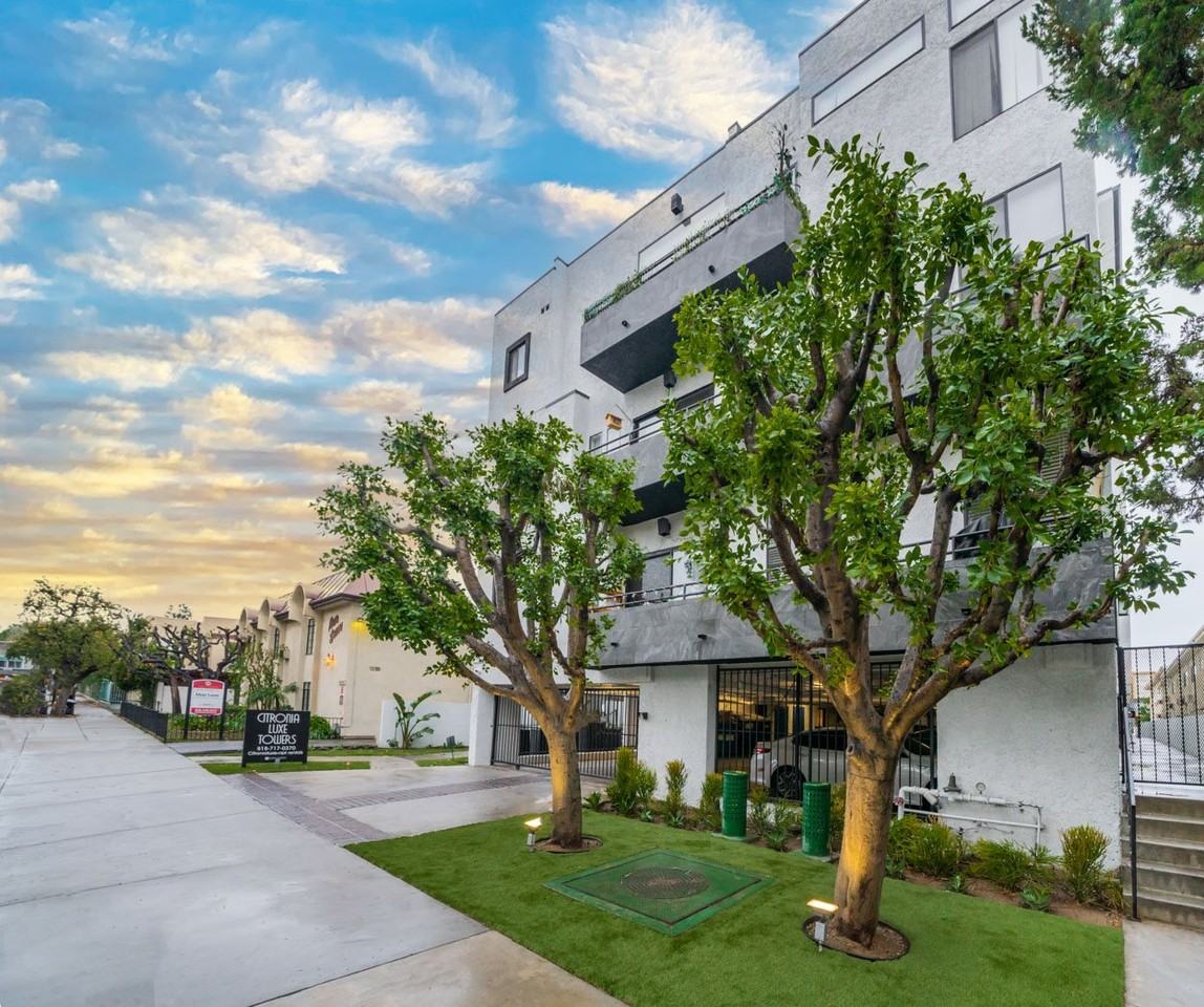 Citronia Luxe Towers Apartments - Photo 2 of 12