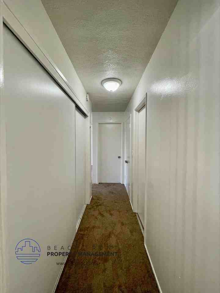 4217 Carlin Ave. - Photo 6 of 16