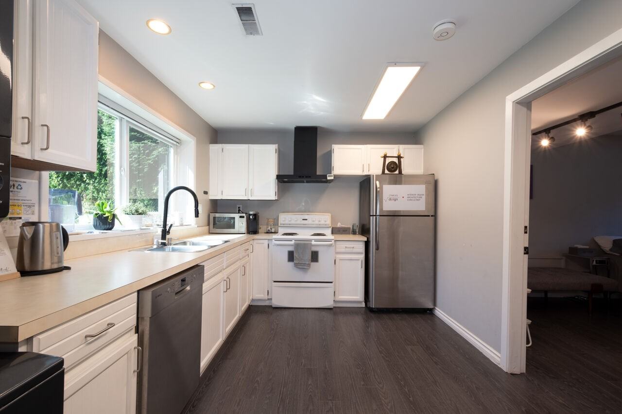 3155 Cardinal Drive #MAIN - Photo 7 of 25