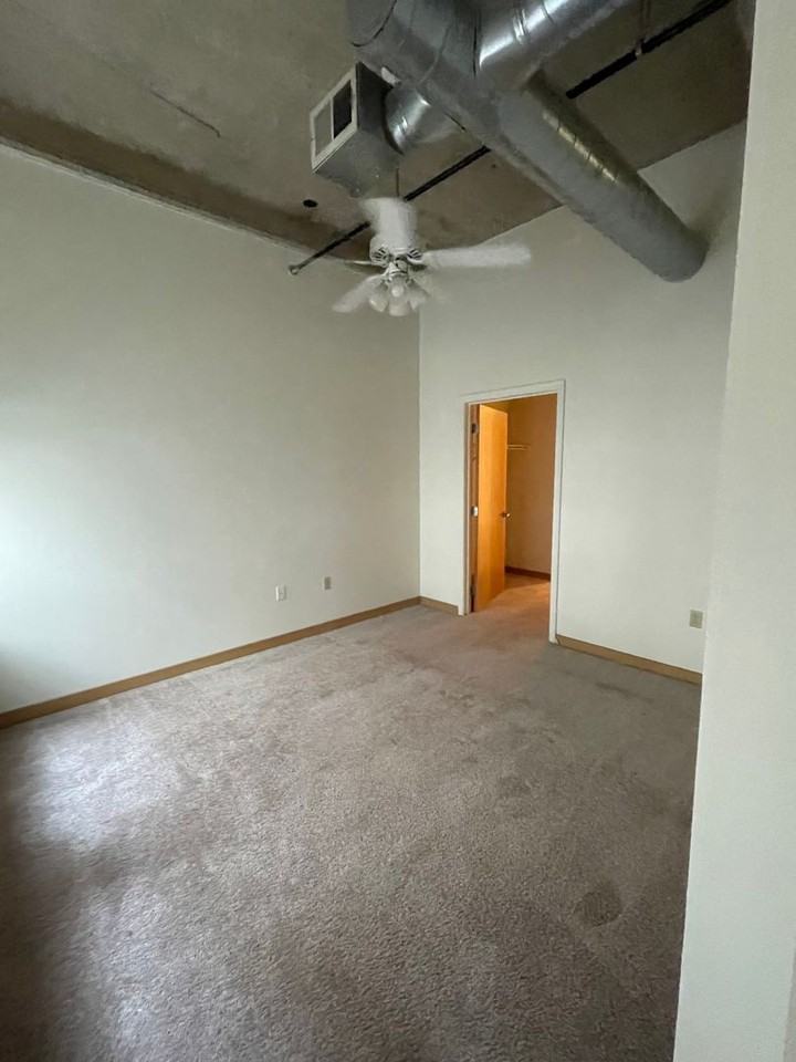 Library Lofts - Photo 7 of 20