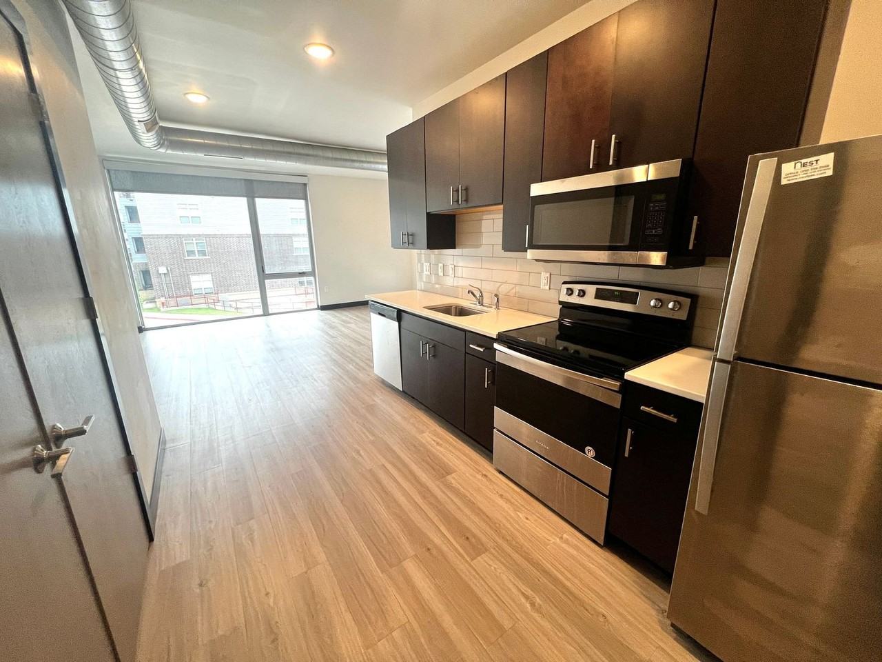 IA City Lofts - Photo 4 of 18