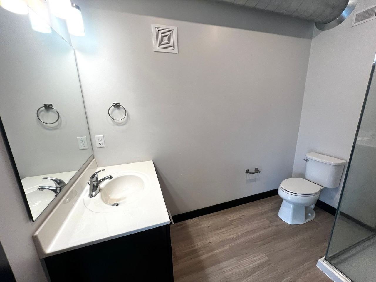 IA City Lofts - Photo 7 of 18