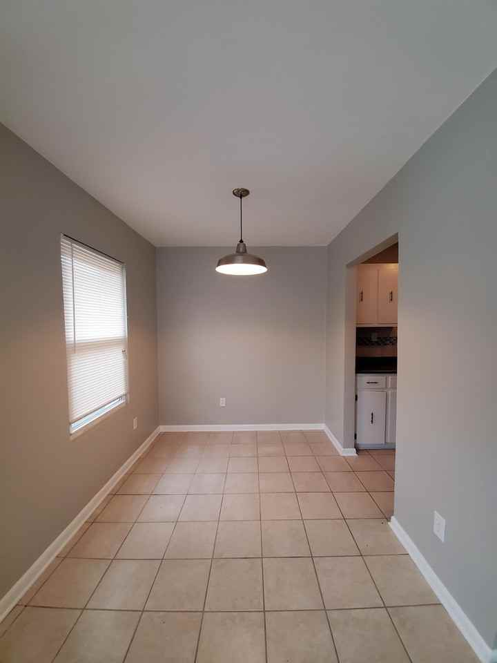 2421 Arkansas Ave - Photo 2 of 13