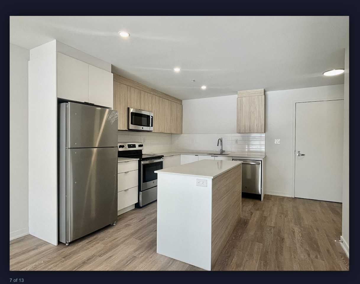 3550 Rue Jean-Brillant - Photo 3 of 6