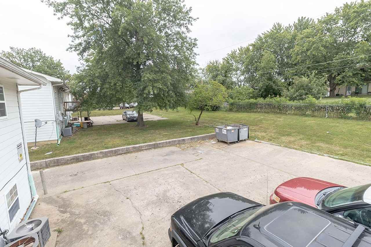 2916 Leeway Dr #A - Photo 3 of 25