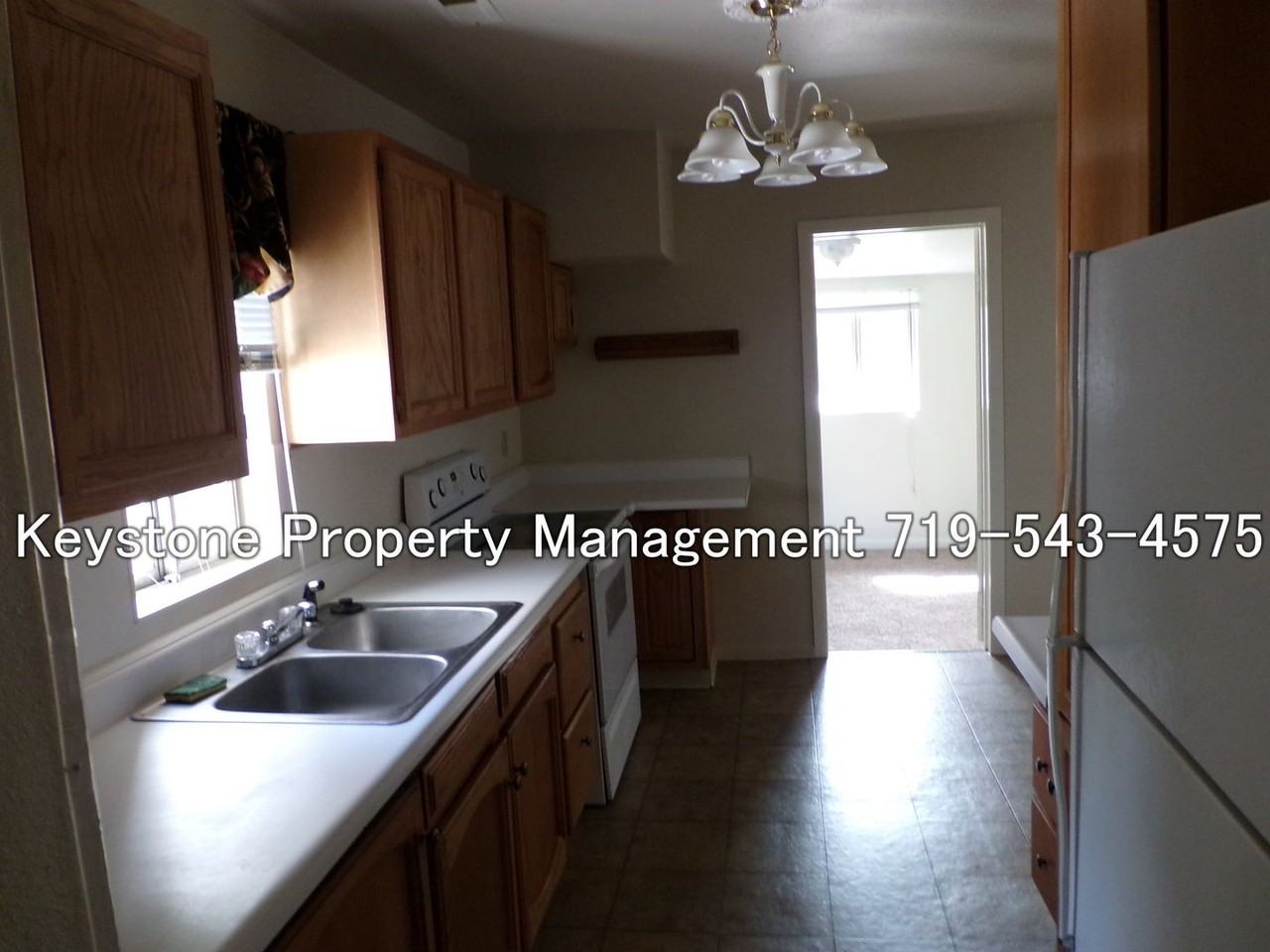 420 W 10th St #6 - Photo 5 of 14