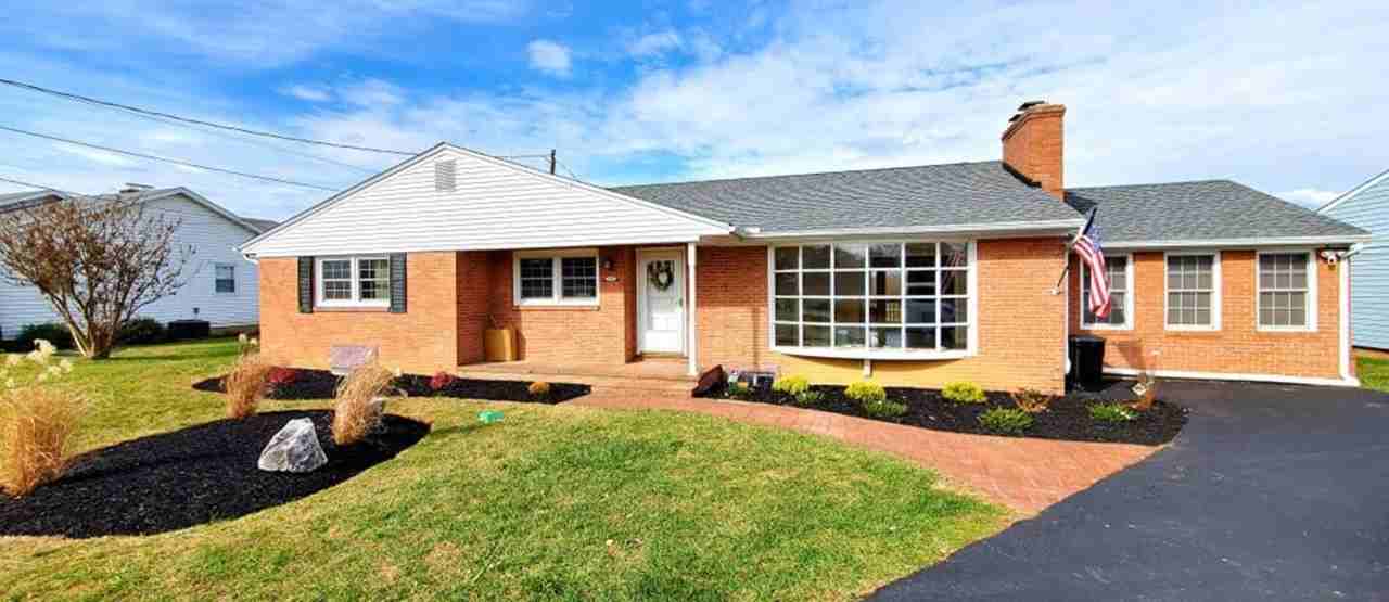 3351 Kearneysville Pike - Photo 2 of 15