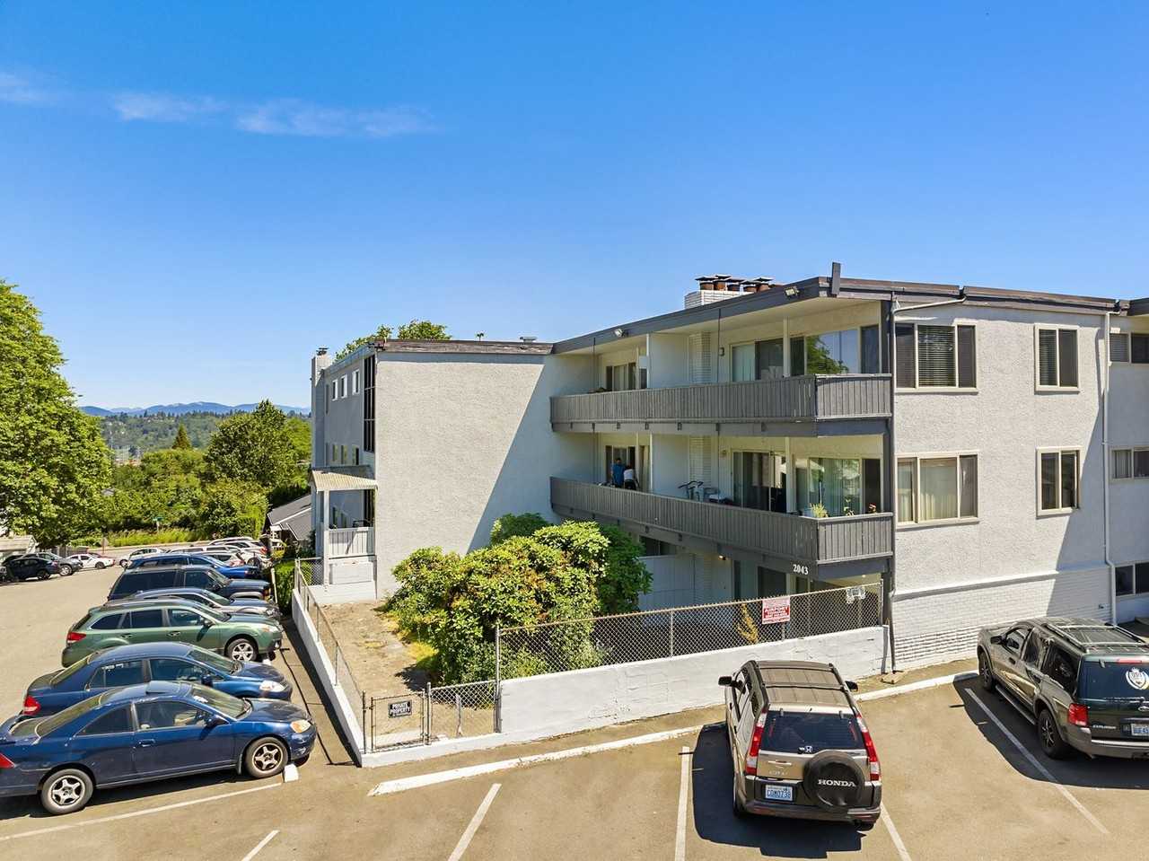 High View (128) - Photo 3 of 3