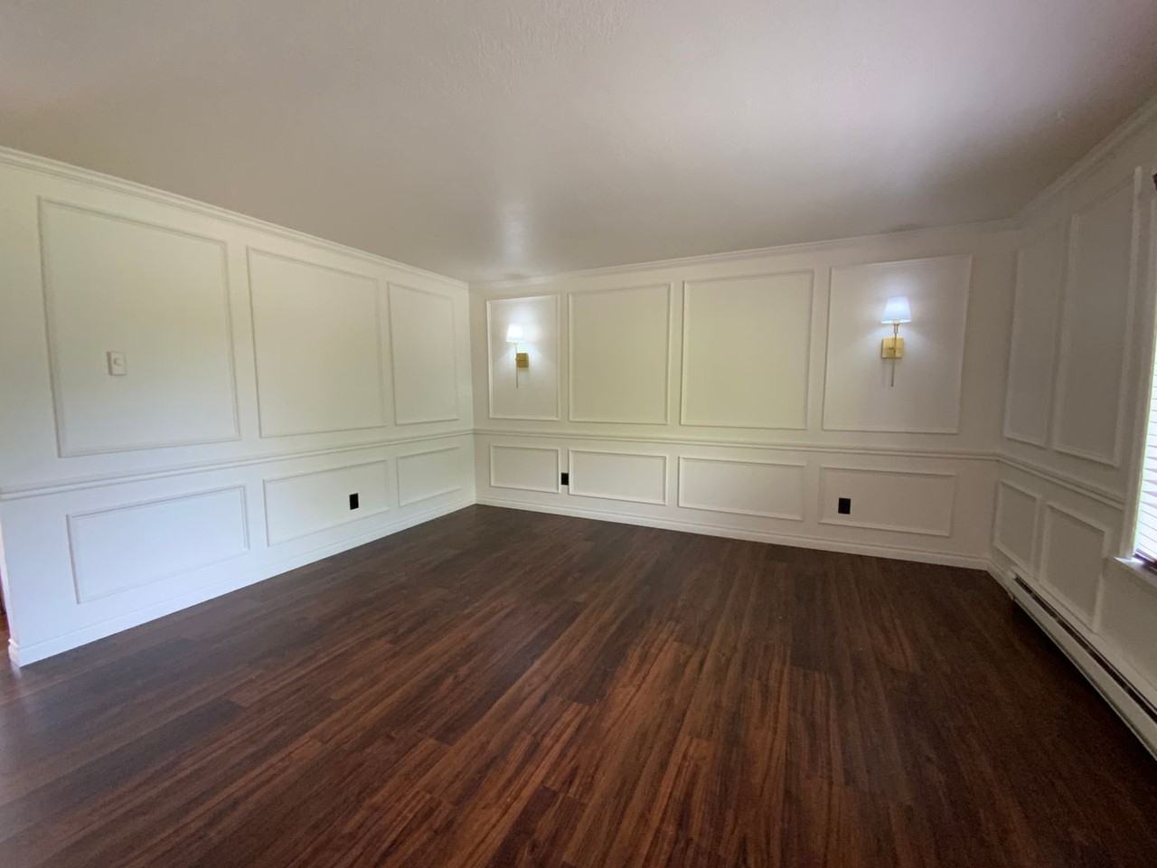 7404 Rainer Drive - Photo 2 of 14