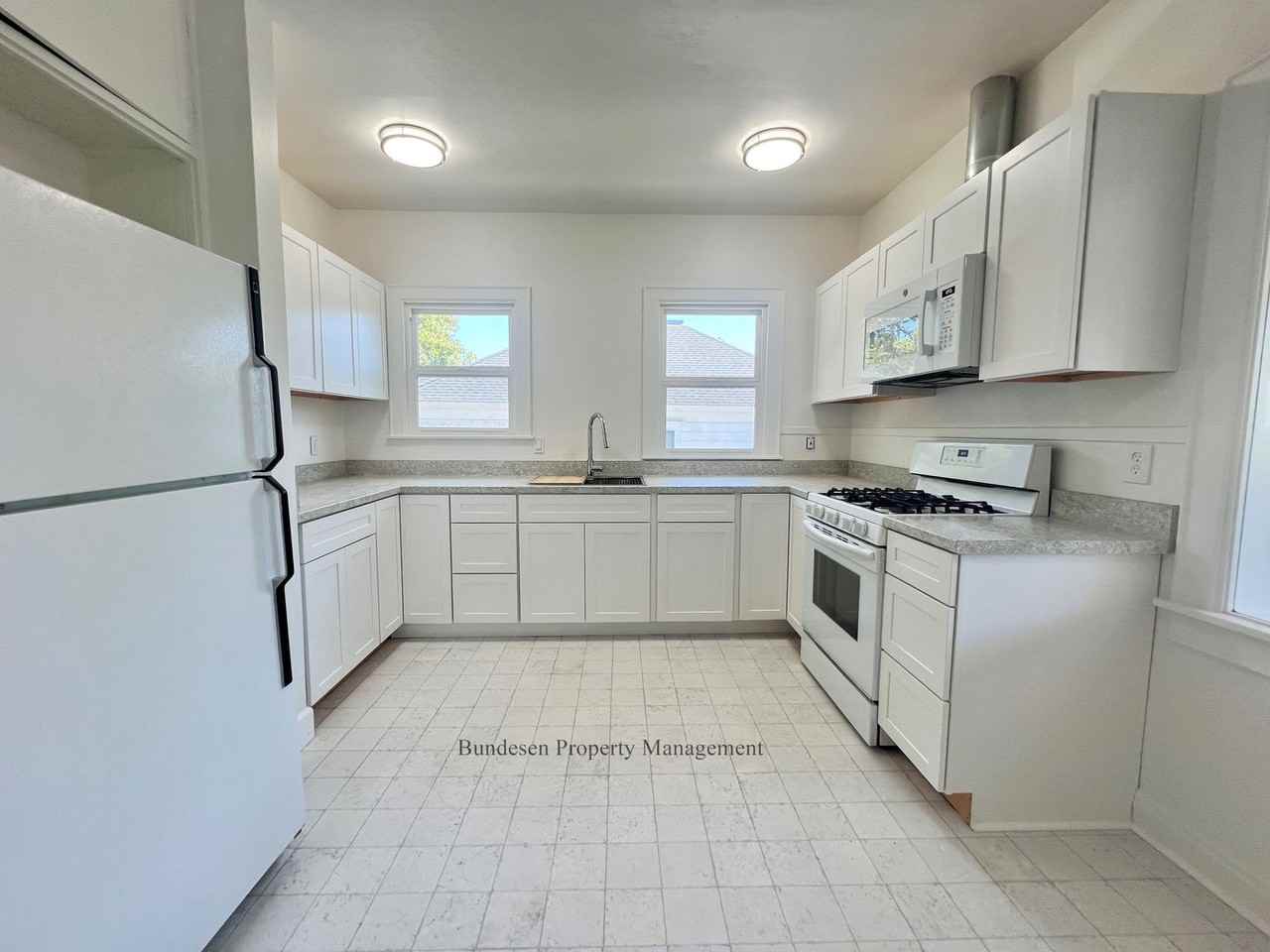 109 Post St - Photo 3 of 26