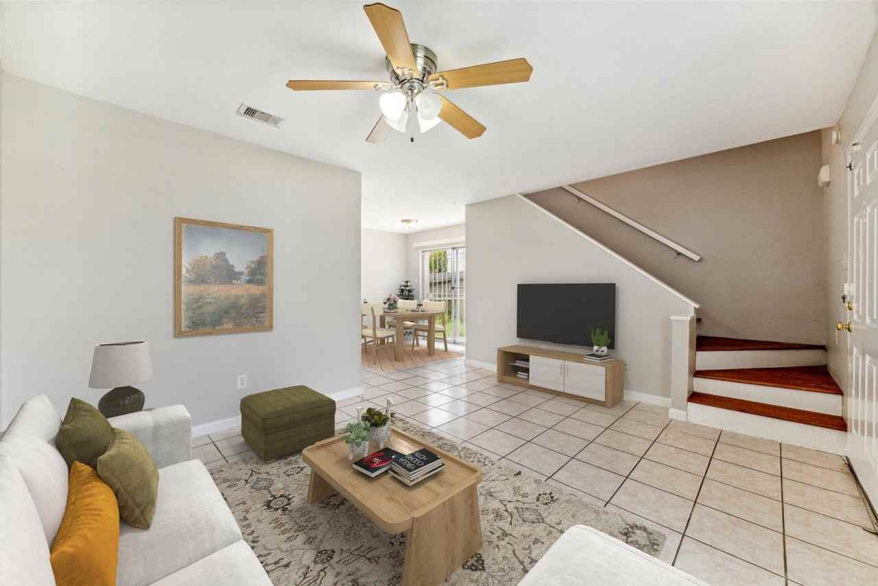 1916 Upland Dr - Photo 2 of 13