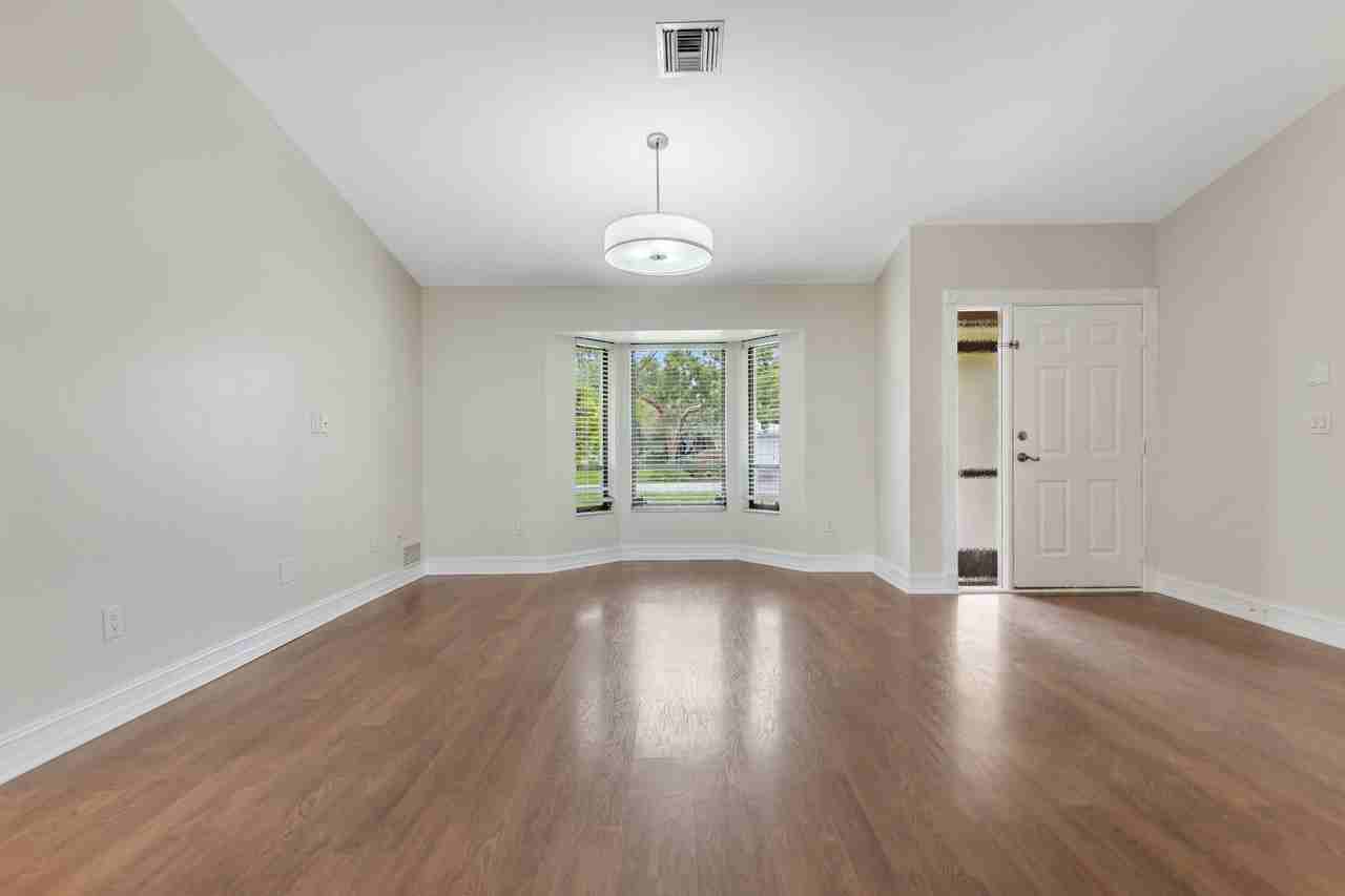 2896 49th St Sw - Photo 3 of 40